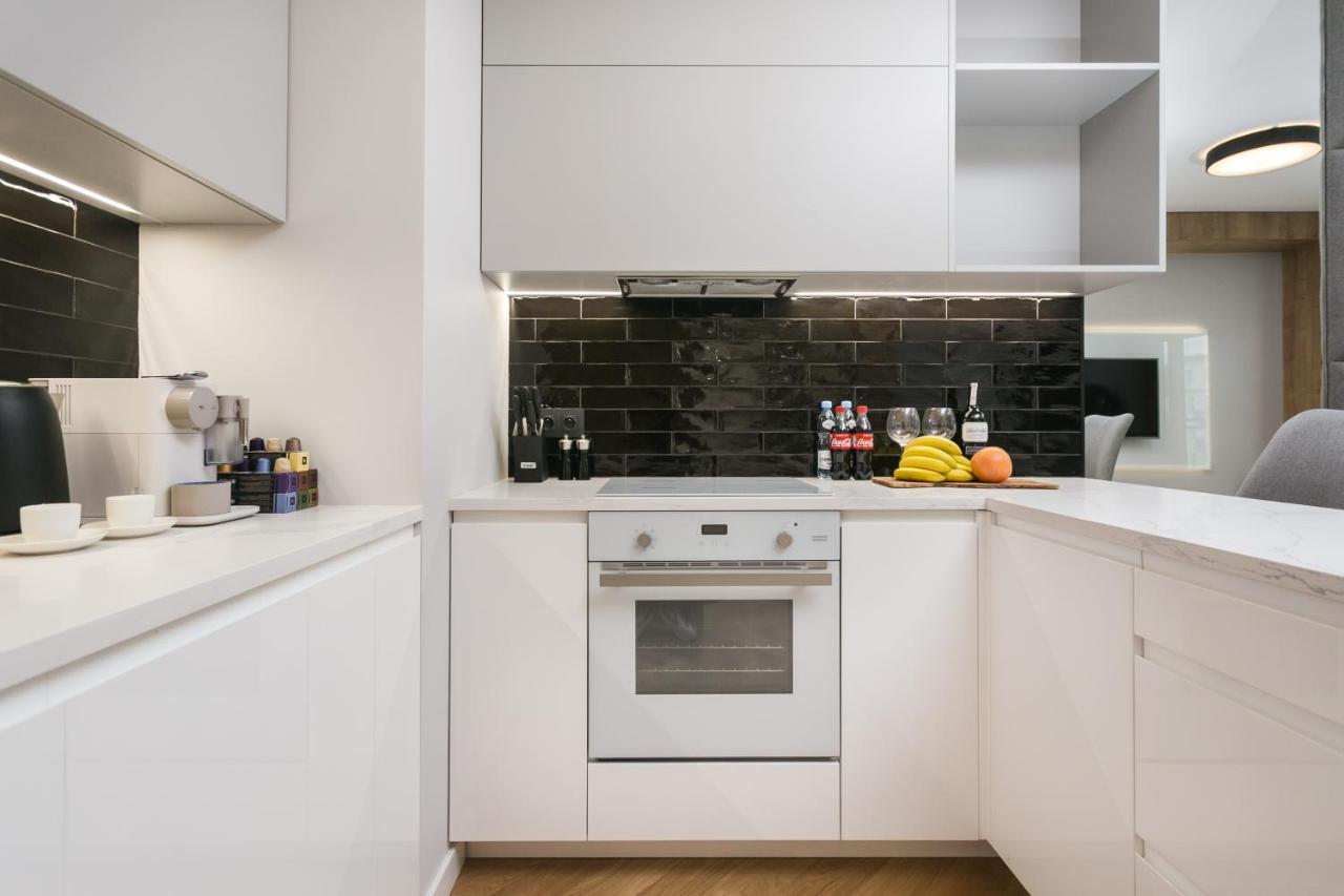 Luxury Mennica - Golden - Center Warschau