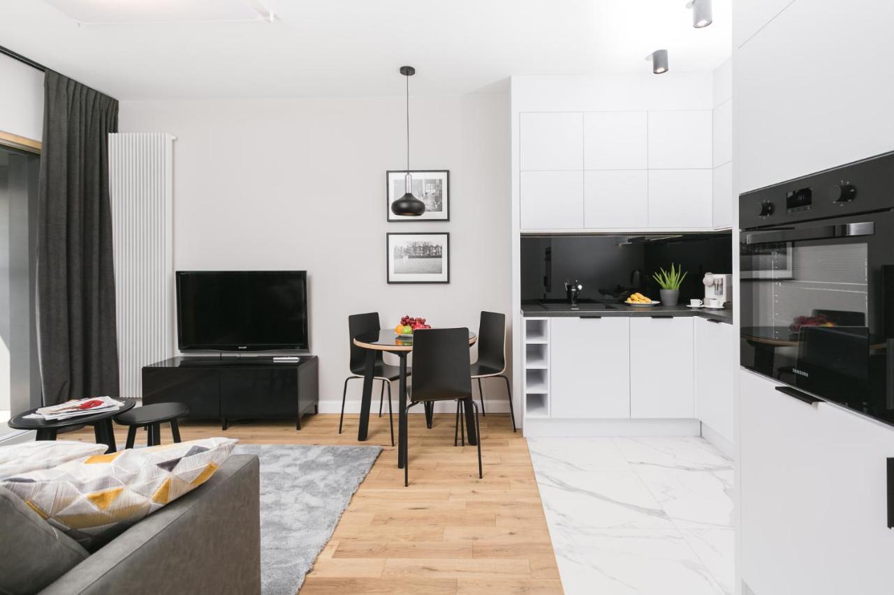 Luxury Mennica - Golden - Center Warschau