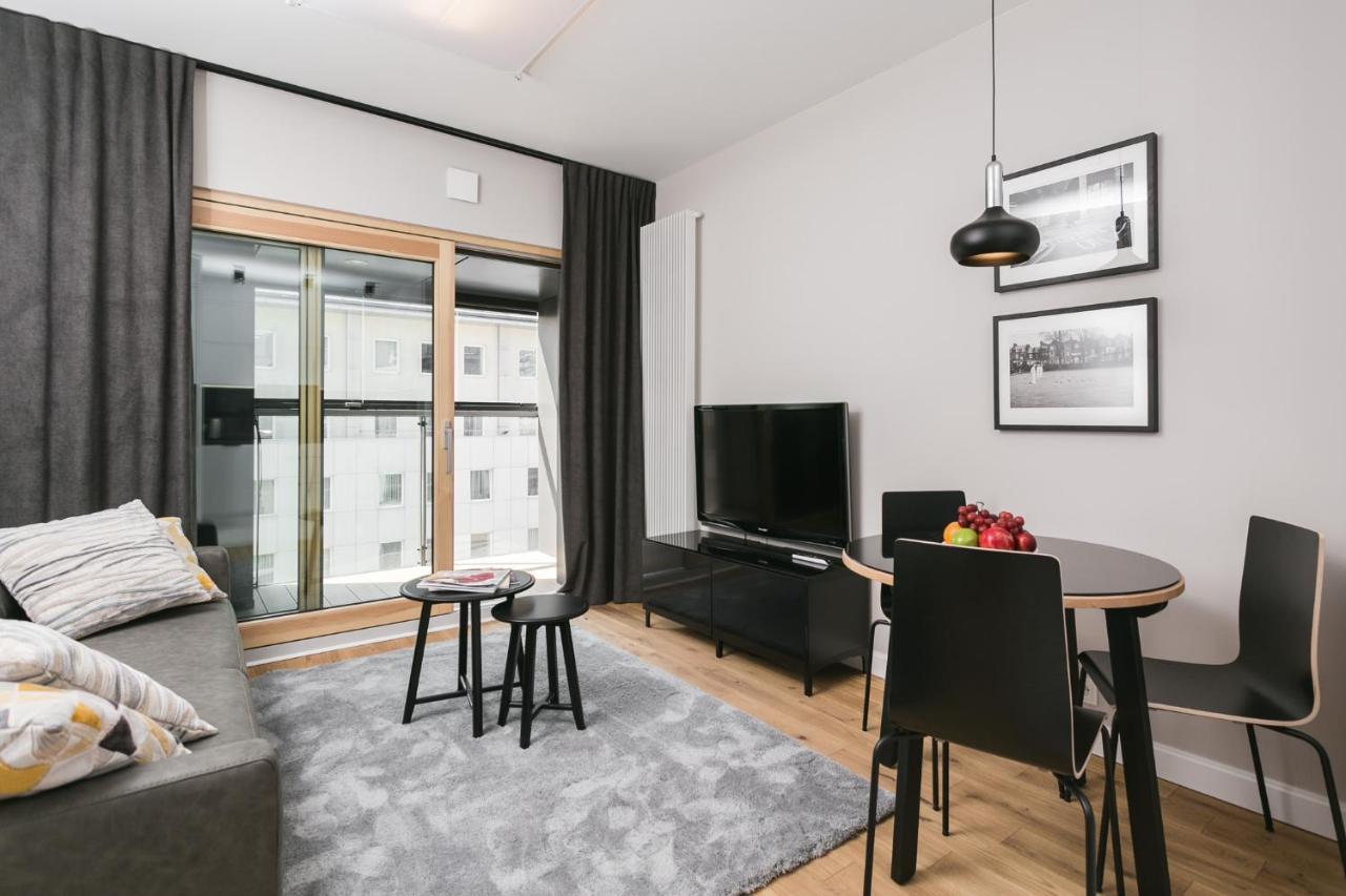 Luxury Mennica - Golden - Center * Warschau