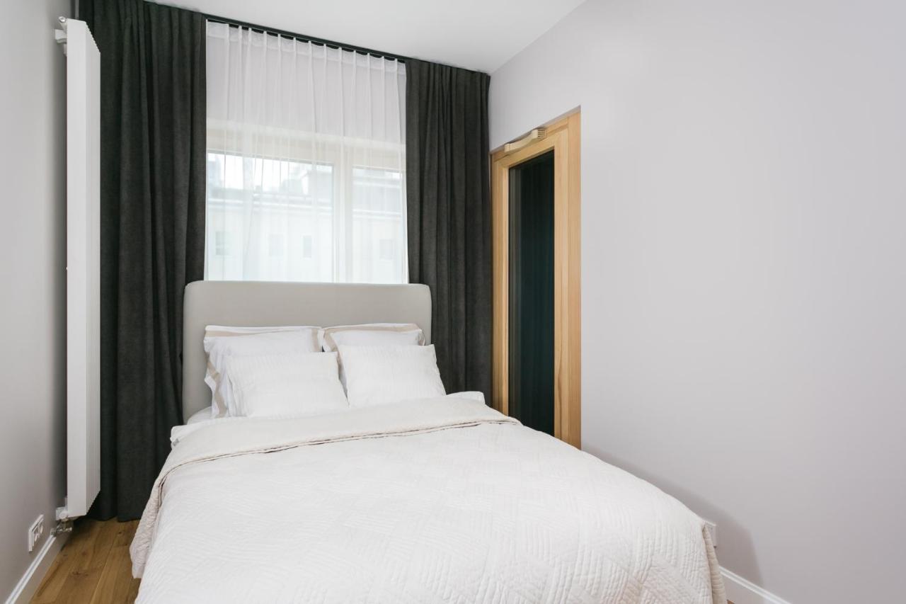 Luxury Mennica - Golden - Center Warschau